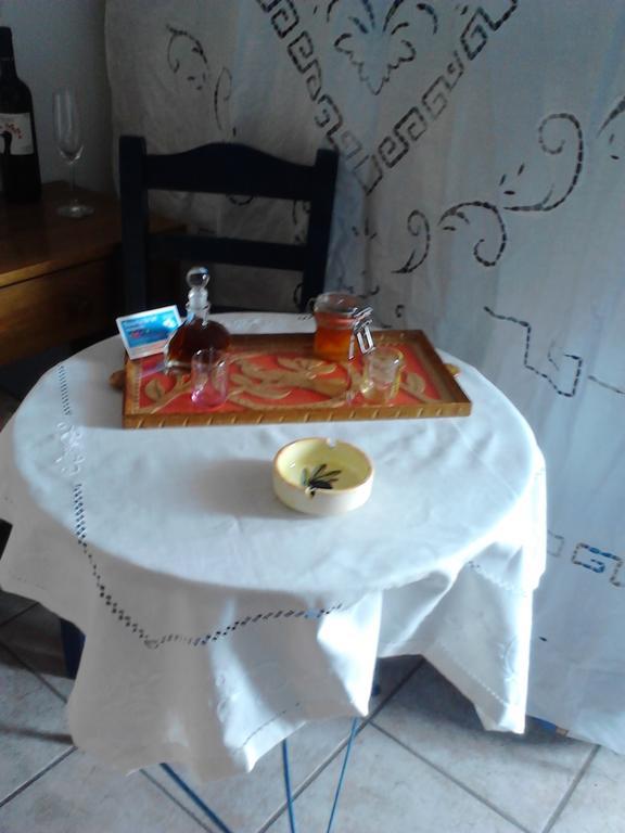 דירות Skala Sykamineas Karagiannaki חדר תמונה